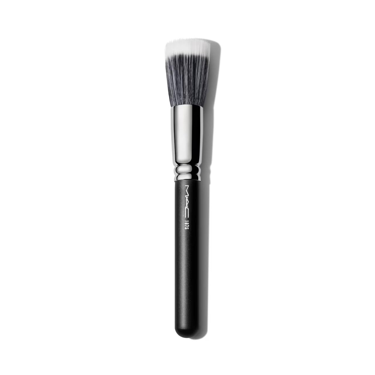 M.A.C 187S Duo Fibre Face Brush