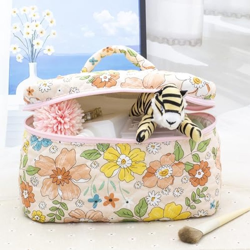 PAZIMIIK Cotton Makeup Bag for Women Large Quilted Travel Cosmetic Pouch Girls' Make Up Organizer,Little Flower