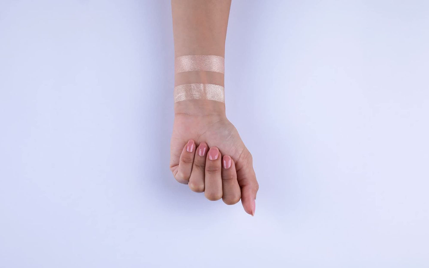 PUPA Milano Glow Obsession Compact Face Highlighter - Stunning Glow-From-Within Look - Luminous Baked Powder - Lightweight All-Over Powder, Highlight, Blush, And Bronzer - 100 Light Gold - 0.211 OZ