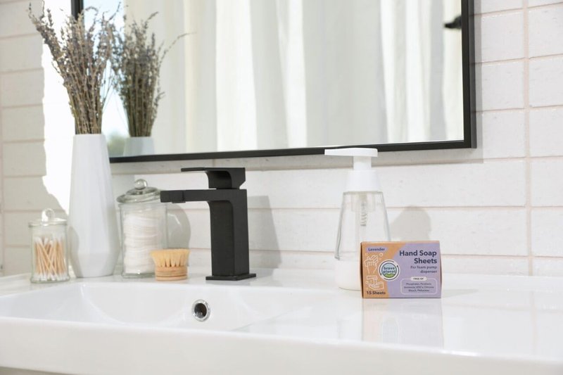 Brave Planet Foaming Hand Soap Refills – Eco-Friendly Lavender Scented Sheets that are Biodegradable - Just Add Water to Dissolve & Refill 3-5 Bottles or Use Individually for Travel or Camping 15 Ct