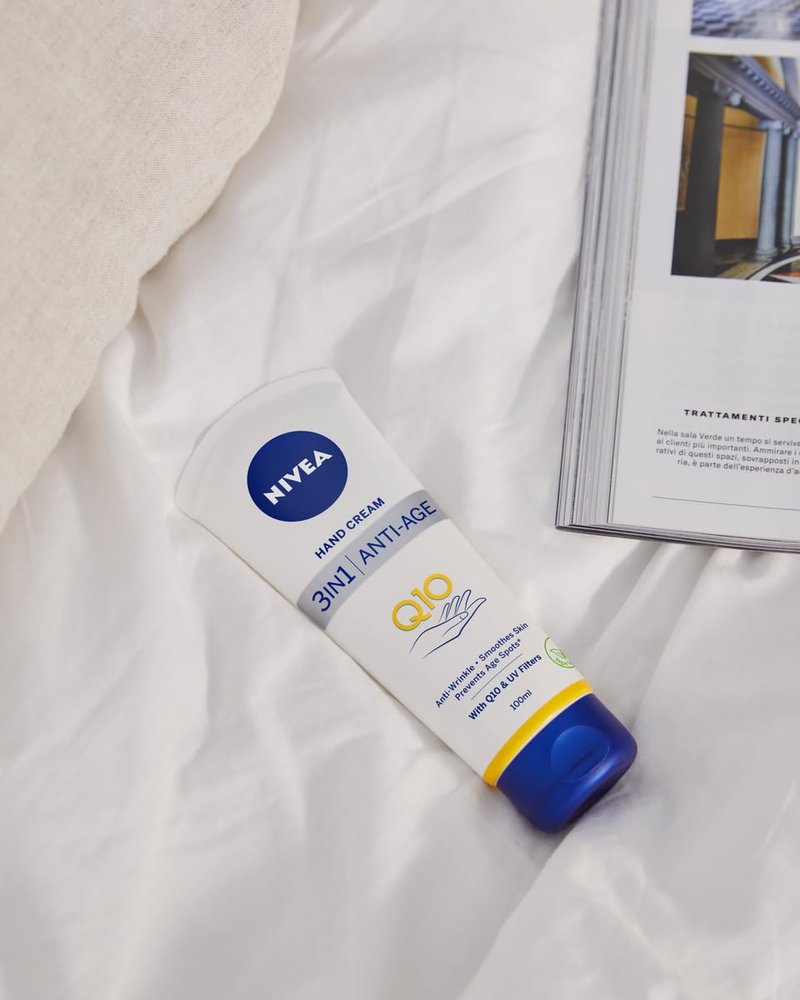 NIVEA Rejuvenating Hand Cream Anti-Age Care Q10 100 ml