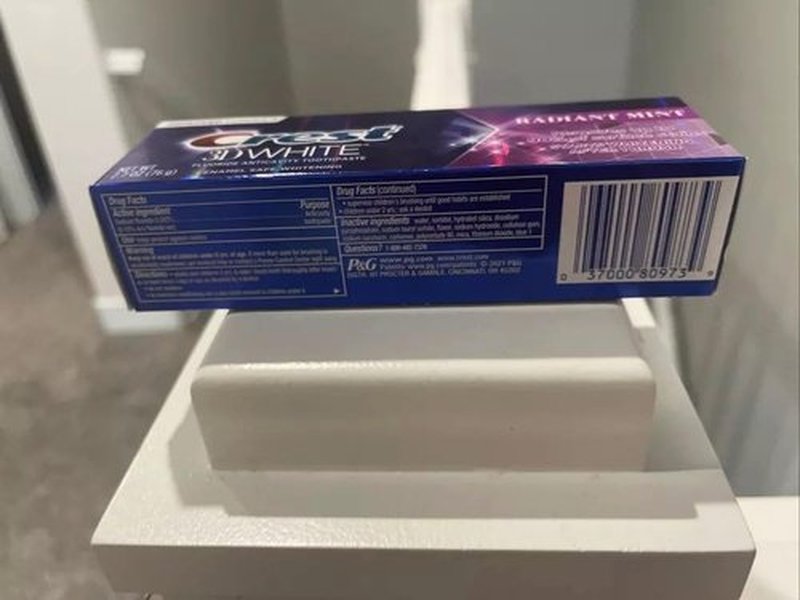 Crest 3D White Fluoride Anticavity Toothpaste 0.85 oz (Pack of 10)