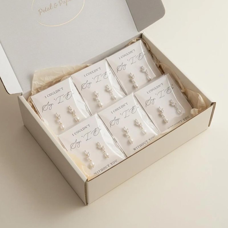 Bridesmaid Proposal Gifts Set of 4/6/8 Pairs Bridesmaid Earrings and Hair Clips I Couldn't Say I Do Without You Earring Cards Bridal Party Gifts for Bridesmaids Wedding Day