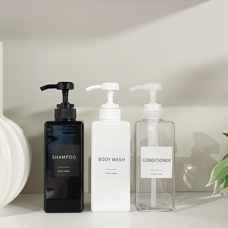 Shampoo and Conditioner Dispenser, Refillable Plastic Shampoo Pump Bottles with Waterproof Labels, Empty Body Wash Dispenser Set for Bathroom, Shower Soap Bottles (Black, Set of 3, 16.9oz)