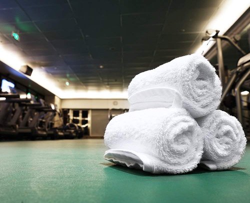 Utopia Towels Cotton Washcloths Set - 100% Ring Spun Cotton, Premium Quality Flannel Face Cloths, Highly Absorbent and Soft Feel Fingertip Towels (60 Pack, White)