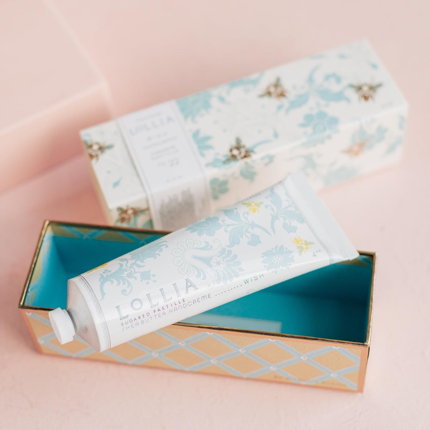 LOLLIA Dream Handcreme | Fragrant, Moisturizing Coveted Hand Lotion | Lightweight and Quick Absorbing | Finest Ingredients Including Shea Butter | 4 oz / 113 g