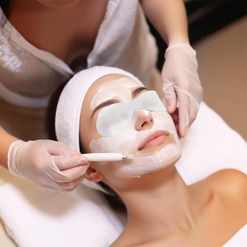 Disposable Eye Covers for Facials - 200 Non-Woven Cotton Pads for Skincare | Spa Treatment Sheets