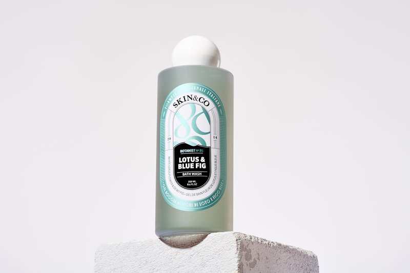 SKIN&CO Lotus & Fig Body Wash, Antioxidant-Rich, 5.07 FL OZ, All Natural and Made in Italy Body Wash.