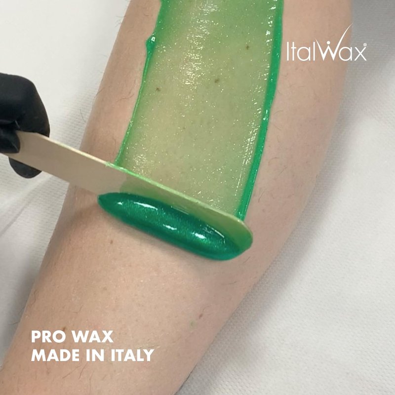 Italwax Top Line Emerald Hard Wax Beads 1.65 lb (750 g) – Ultra-Flexible Unscented Jelly Wax for Large Areas, Thin-Layer Application for Arms & Legs, Professional Use – Made in Italy