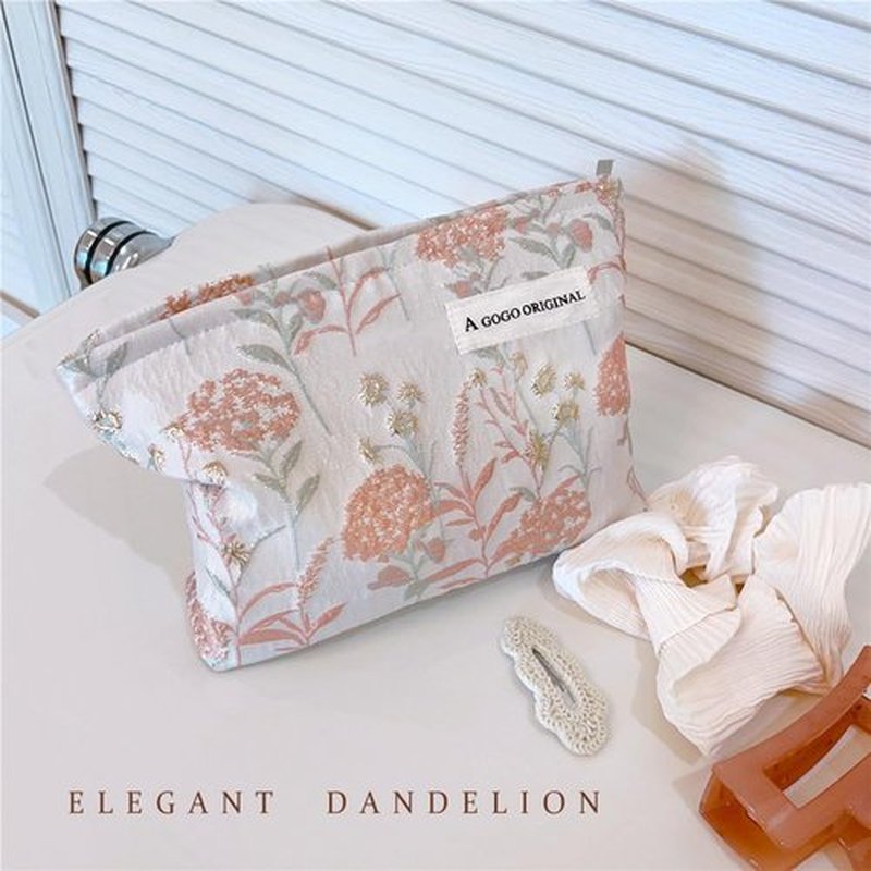STARDW Aesthetic Makeup Bag for Women Travel Toiletry Bag Large Capacity Makeup Organizer Bag Floral Cosmetic Bags Zipper Pouch(Dandelion Pink)