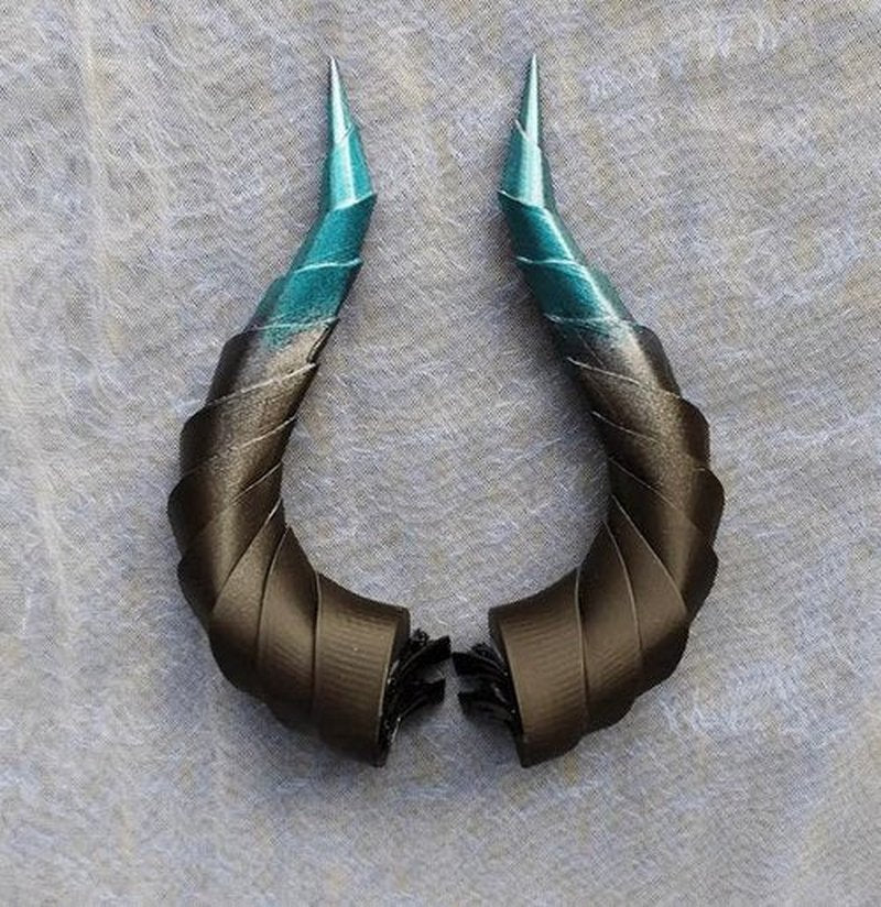 Dark Gothic Devil Horns Ghost Sheep Horn Hair clips Headwear Costume Halloween Cosplay Anime Hair Accessories Women Men (blue black, L)