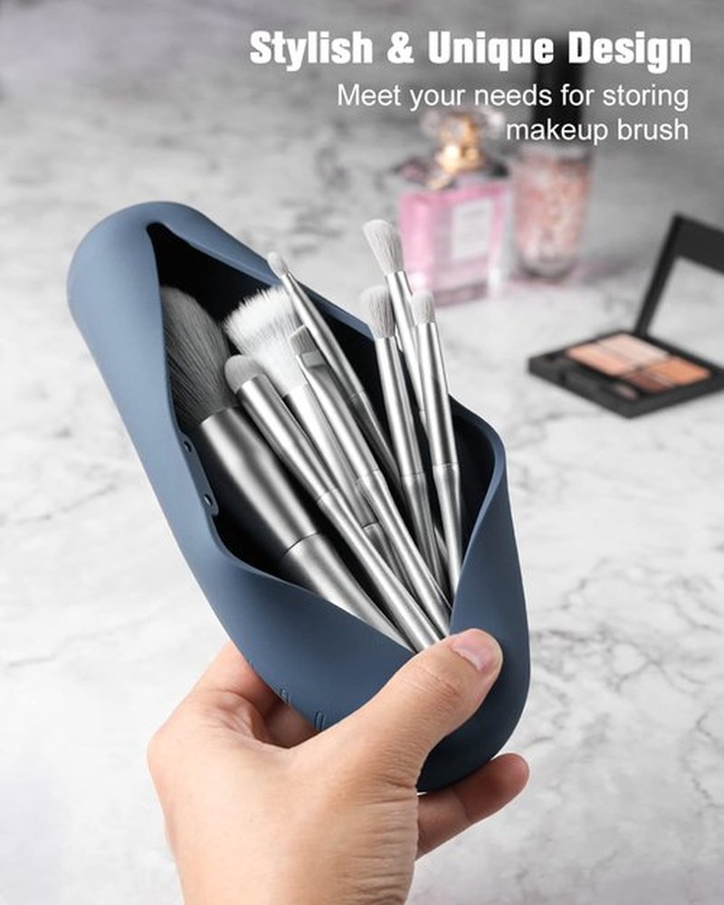 FERYES Makeup Brush Holder, Magnetic Anti-fall Out Silicon Portable Cosmetic Face Brushes Holder, Soft and Sleek Makeup Tools Organizer for Travel- Blue