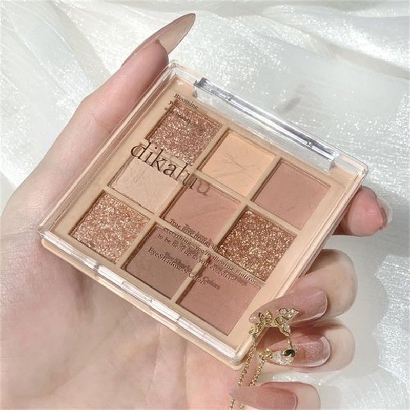 GHFCZOO Blooming Your Own Beauty Eyeshadow Palette, 9 Shades, Glitter and Matte Finishes (01#)