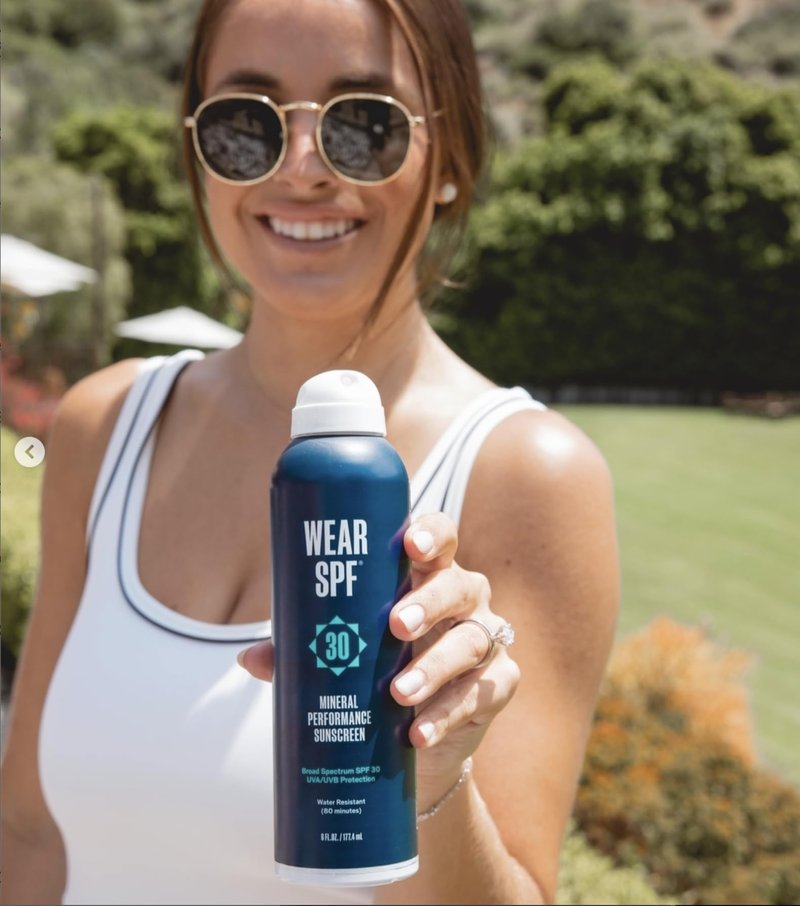 Wear SPF Mineral Performance Sunscreen Spray – Water & Sweat-Resistant SPF (3)