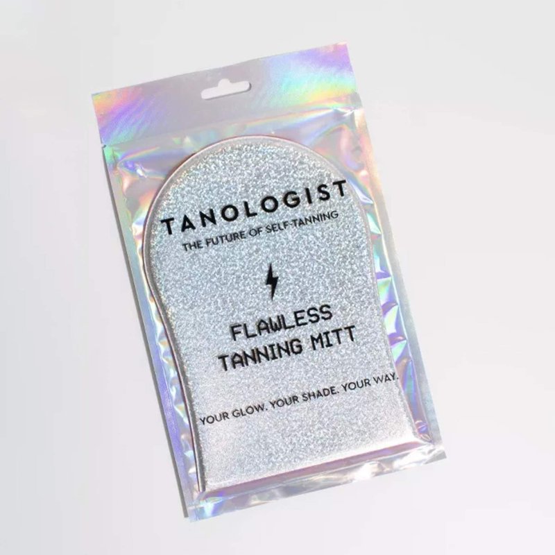 Tanologist Flawless Self Tanner Mitt, For Tanning Mousse, Water & Gradual Tan, Streak-Free Self-Tanner Application, Reusable & Machine Washable, No Stained Hands, Vegan & Cruelty-Free, 1 Count