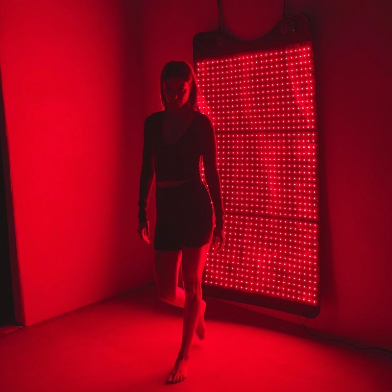 HigherDOSE Full Body Red Light Therapy Mat - Infrared Red Light Therapy Pad with 1,000 LEDs (660nm + 850nm) for Circulation, Recovery, Skin, Energy, Mood & At-Home Redlight Therapy for Body