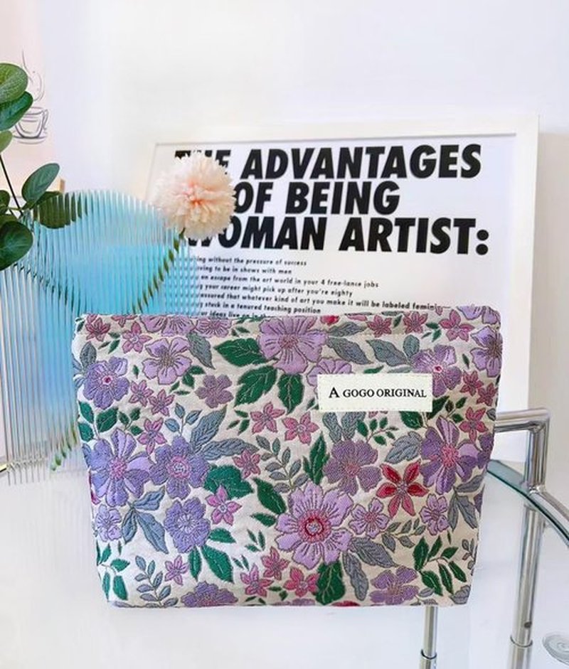 STARDW Aesthetic Makeup Bag for Women Travel Toiletry Bag Large Capacity Makeup Organizer Bag Floral Cosmetic Bags Zipper Pouch
