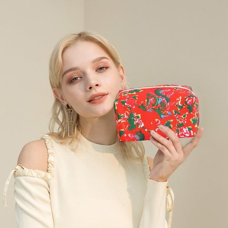 LYDZTION 2PCS Red Floral Makeup Bag Cotton Cosmetic Bag for Women,Large Red Embroidery Makeup Bag with Zipper Portable Pouch Travel Toiletry Bags Makeup Brush Organizer Storage Bag for Women
