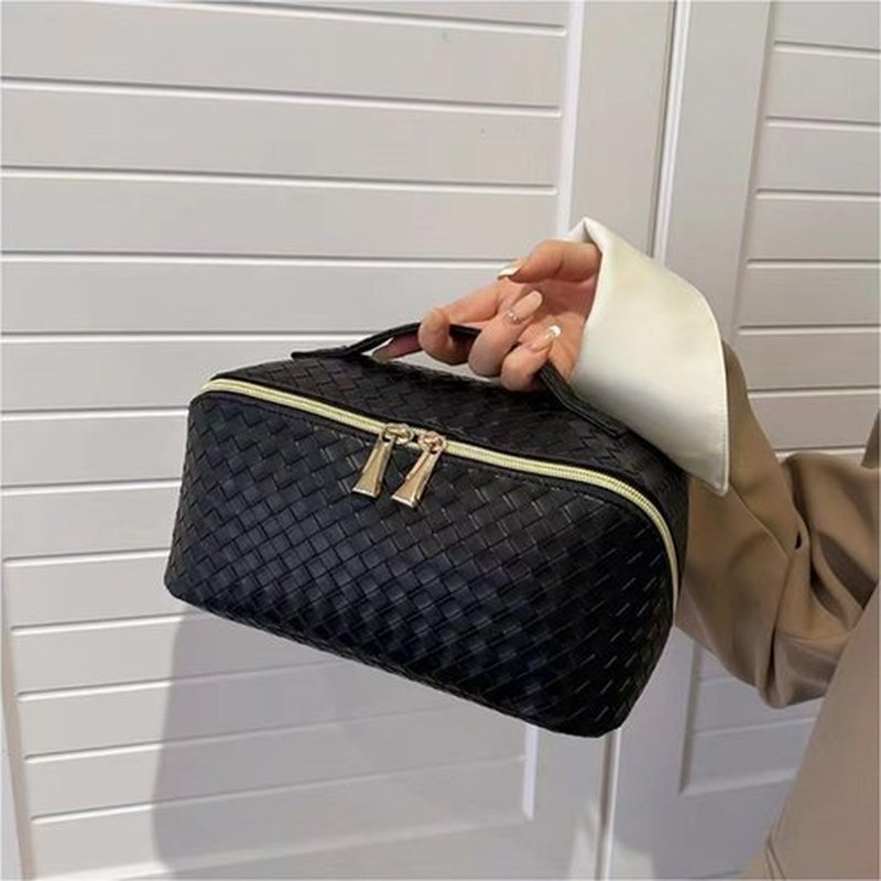 Large Capacity Makeup Bag, Cosmetic Bag Leather Woven Cosmetic Travel Bag Roomy Double Layer Makeup Bags for Women Makeup Pouch Portable Zipper Bags (Black)