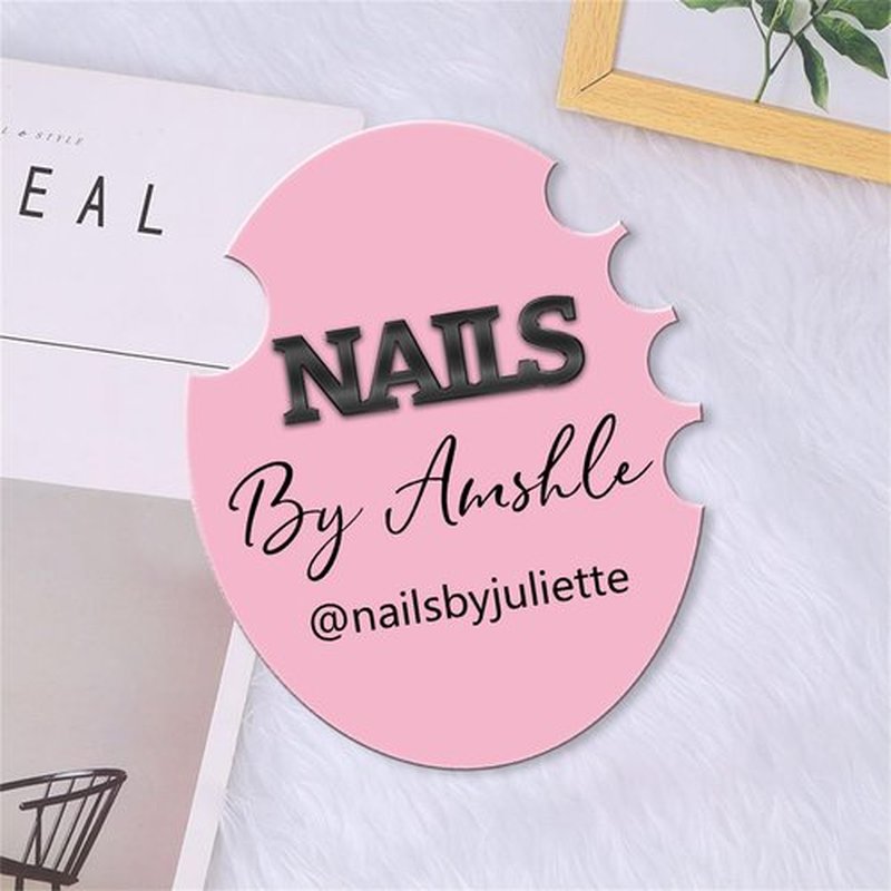 Tammnjo Personalized Name Nailfie Disk Sign Nail Prop Custom Acrylic Nailfie Disc Decor for Nail Techs Social Media Picture Prop Nail Photo Prop Beauty Salon Prop for Nail Techs,A2-Nail