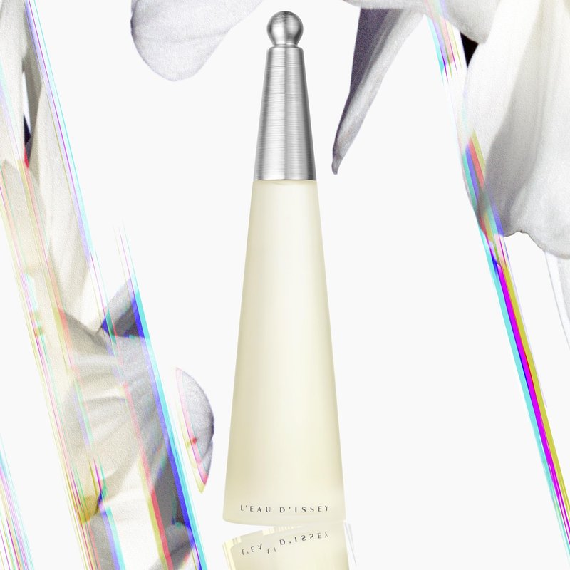 Issey Miyake L'Eau d'Issey Body Lotion - Women’s Moisturizing & Hydrating Lotion - Floral & Aquatic, Inspired by the Purity of Water - Notes of White Flowers, Rose & Precious Woods Accord - 6.7 oz