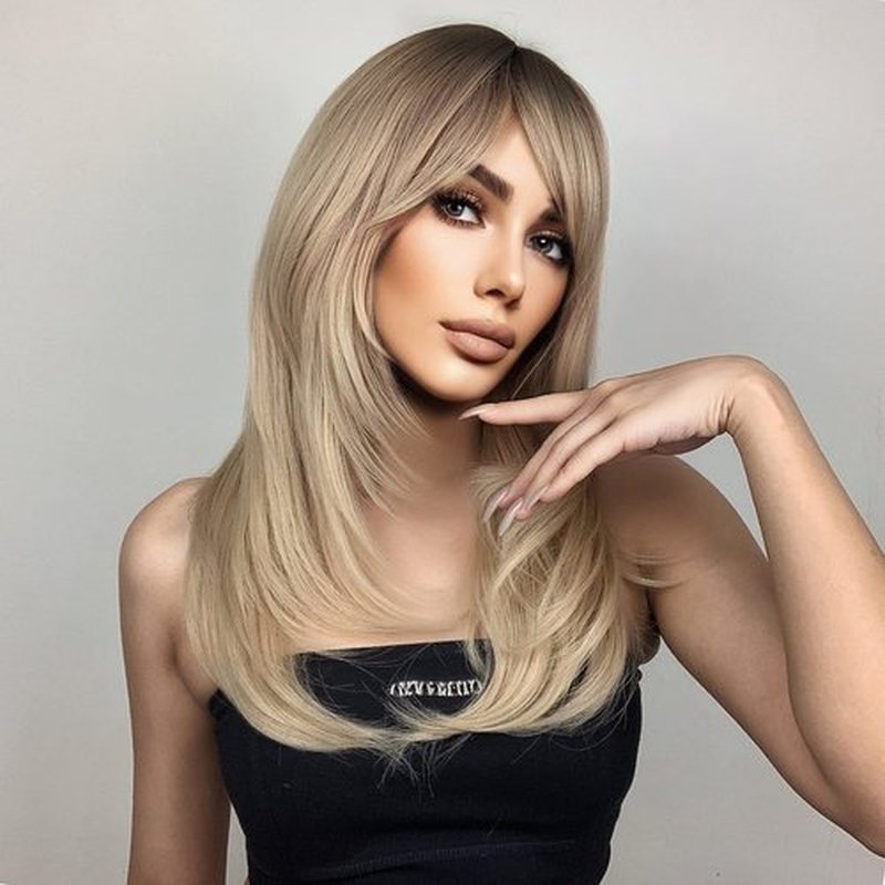 BERON Blonde Women Wigs Long Wavy Wig with Bangs Ash Blonde Curly Synthetic Layered Wigs for Daily Used Wigs Wig Cap Included