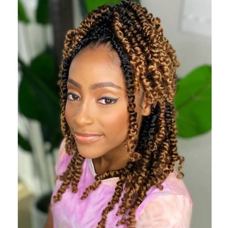 Passion Twist Crochet Hair Pre twisted 10 Inch 8 Packs Short Crochet Passion Twist Hair Pre looped Bohemian Crochet Braids for Women Ombre Passion Twists TBUG