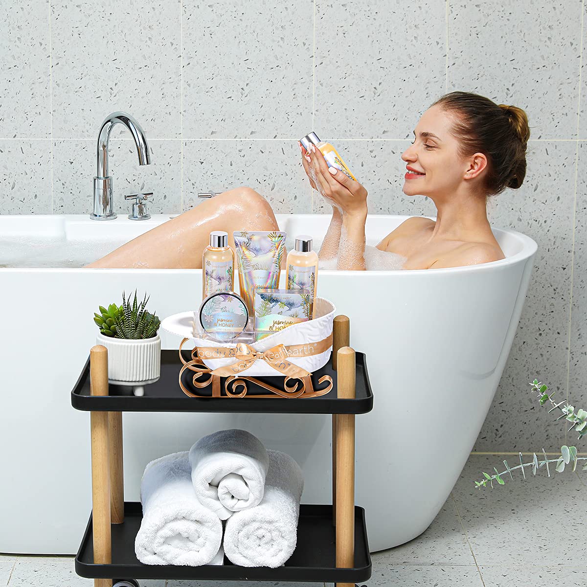 Jasmine & Honey Gift Set for Women - Luxurious Bubble Bath & Hand Cream - Perfect Holiday Gift Basket