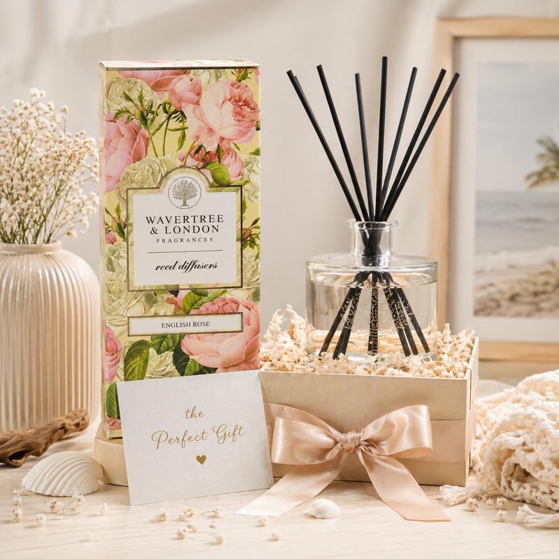 Wavertree & London Natural English Rose Scented Reed Diffusers Set - Long Lasting Aromatherapy Air Freshener Diffuser with Sticks for Home & Office | 250ml Scented Diffuser with 6 Months Scent Life