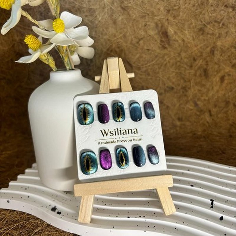 Wsliana Nails Handmade Press On Nail.Magnetic Press On Nail Short Square Cat Eye Fake Nails with Charm Design,Reusable Glue On Nail for Woman Gift,Set of 10pcs Lasting Acrylic False Nail Art (012 S)
