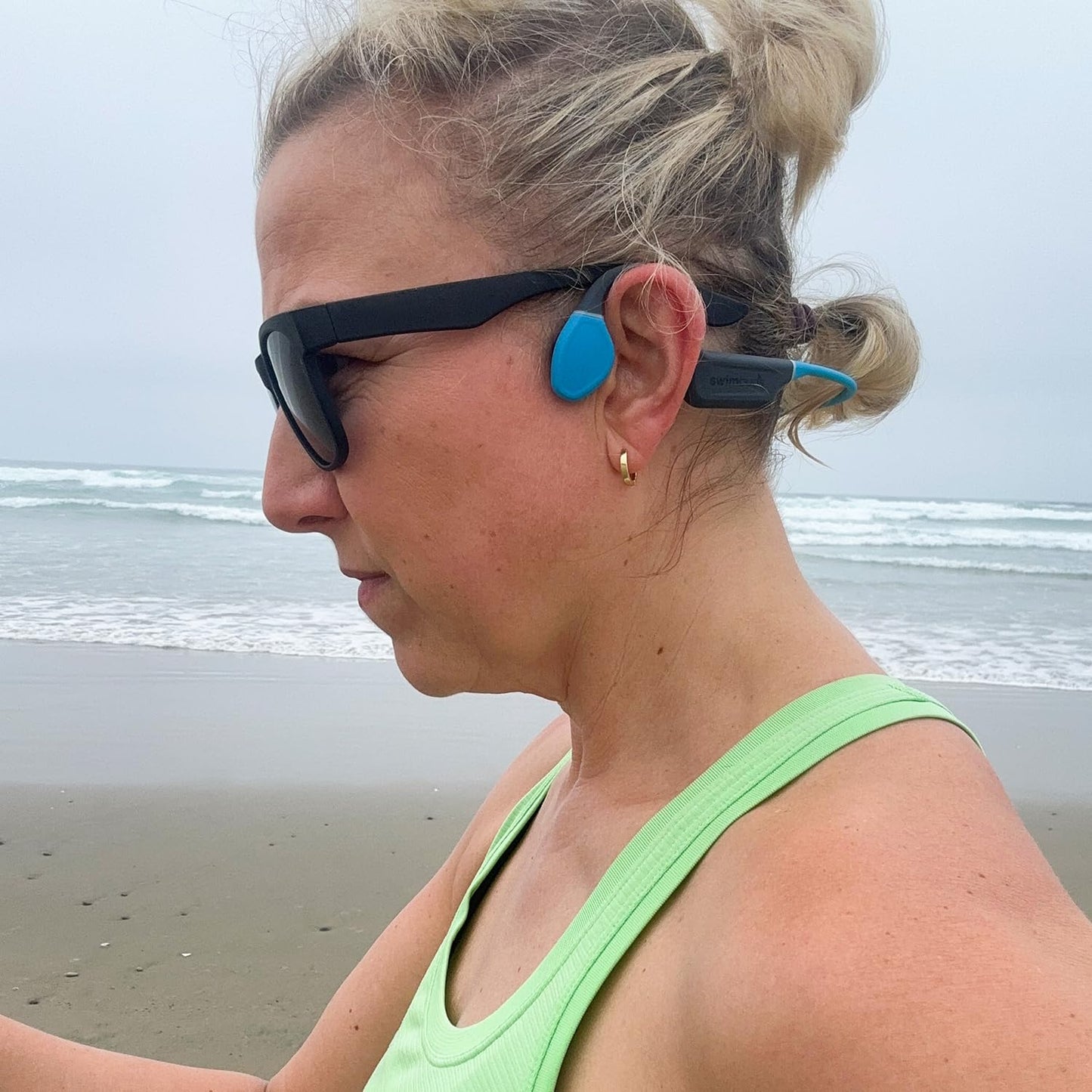 Underwater Audio Swimbuds Bone Conduction 2 Waterproof Swim Player, 16GB