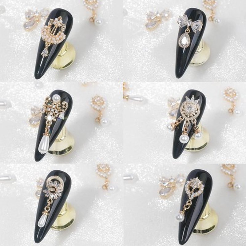 12Pcs Gold Nail Charms Nail Art Metal Alloy Nail Art Zircon Pearl Crystal Rhinestone Nail Art Jewellery Nail Diamond Rhinestone Charm for Girls Womans Craft DIY Nail Decoration