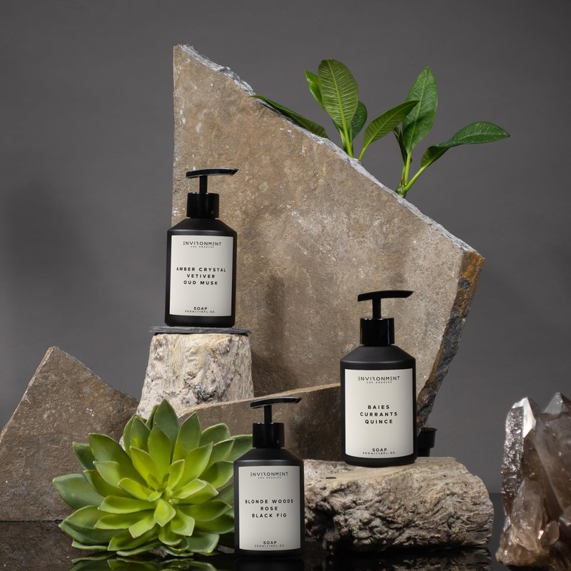 ENVIRONMENT Inspired by 5-Star Resort 1HT Hand Soap, 300ml Luxury Liquid Hand Soap (Santal | Tonka | Musk) Home Essentials, Kitchen & Bathroom Soap, Hand Wash, Vegan & Cruelty-Free