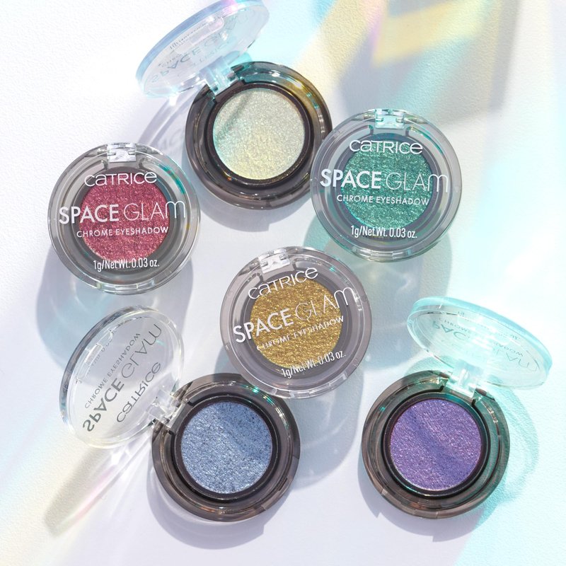Catrice | Space Glam Chrome Eyeshadow | Duo Chrome, Highly Pigmented, Holographic Shimmer | Vegan & Cruelty Free | Without Parabens & Microplastic Particles (040 | Stardust)