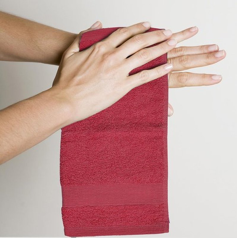 Premium Wash Cloths Pack of 12 (13" x 13" Inches)- 100% Combed Ring Spun Cotton WashCloth - Luxury Washcloths – Ultra Soft Face Towels - Highly Absorbent Wash Cloth for Face (Burgundy)
