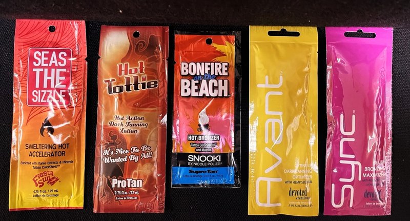 10 Assorted Tanning Bed Packets All Tingle With a Pair of Eye Wear For Tanning