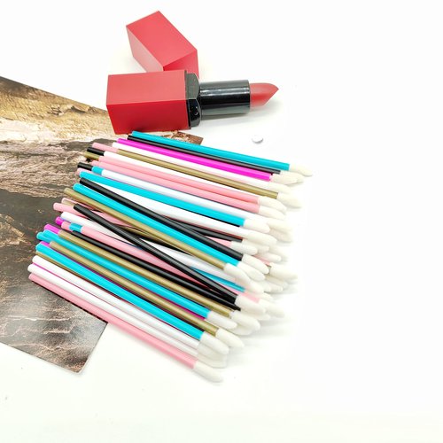 YSAFAI 600 Pieces Lip Brush Disposable Lip Gloss Wands Lipstick Applicator