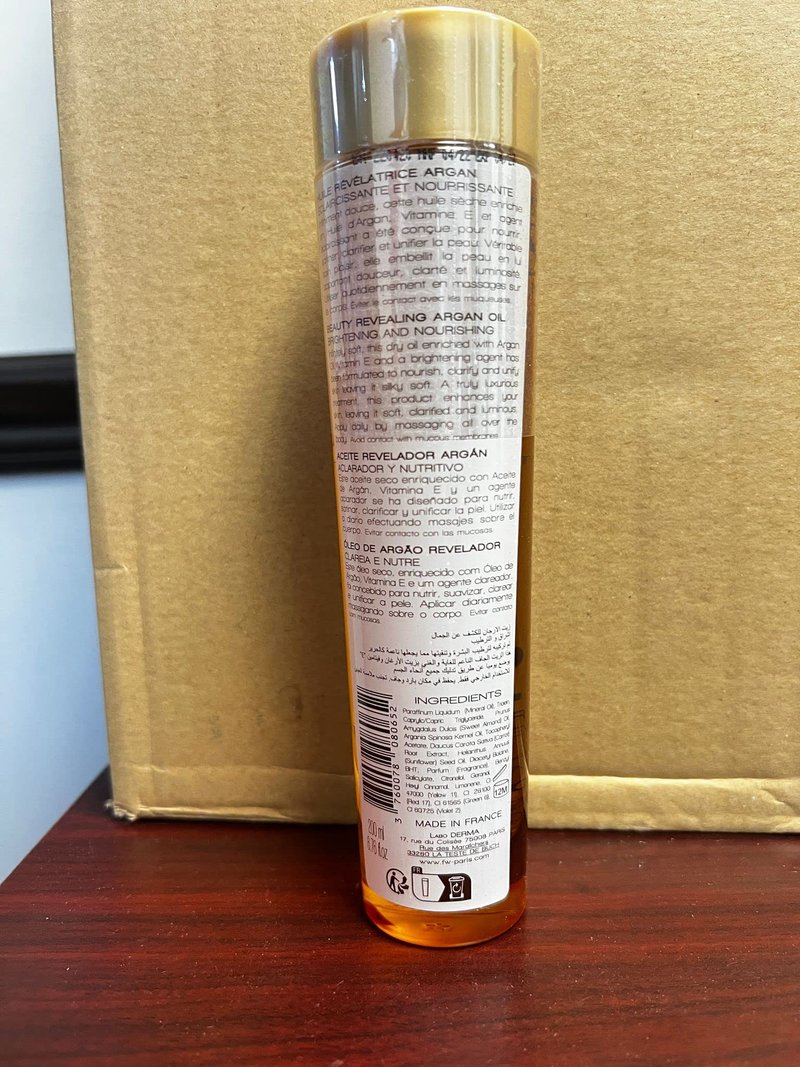 FAIR & WHITE 2: Gold Revitalizing Argan Oil - Nourishing & Brightening, Hydroquinone-Free, 200ml / 6.76fl.oz.
