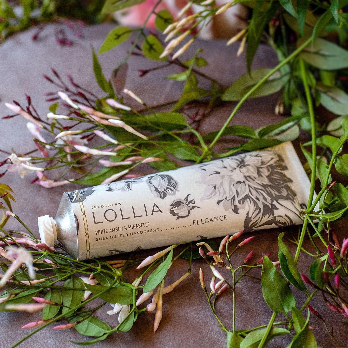 LOLLIA Dream Handcreme | Fragrant, Moisturizing Coveted Hand Lotion | Lightweight and Quick Absorbing | Finest Ingredients Including Shea Butter | 4 oz / 113 g