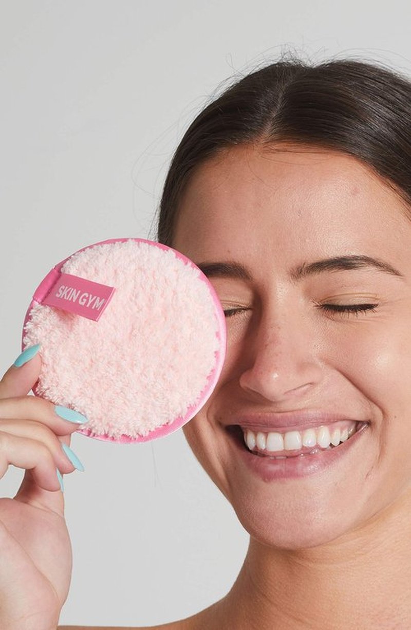 Skin Gym Cleanie Reusable Makeup Remover Pad 3 pieces - Removes Makeup with water - No chemicals, No harsh Fibers