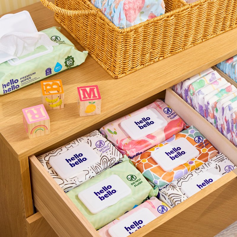 Hello Bello Premium Wipes, Designed for Sensitive Skin with Chamomile & Aloe Extracts, Rosy Posy (12 Resealable Packets = 720 Total Wipes)