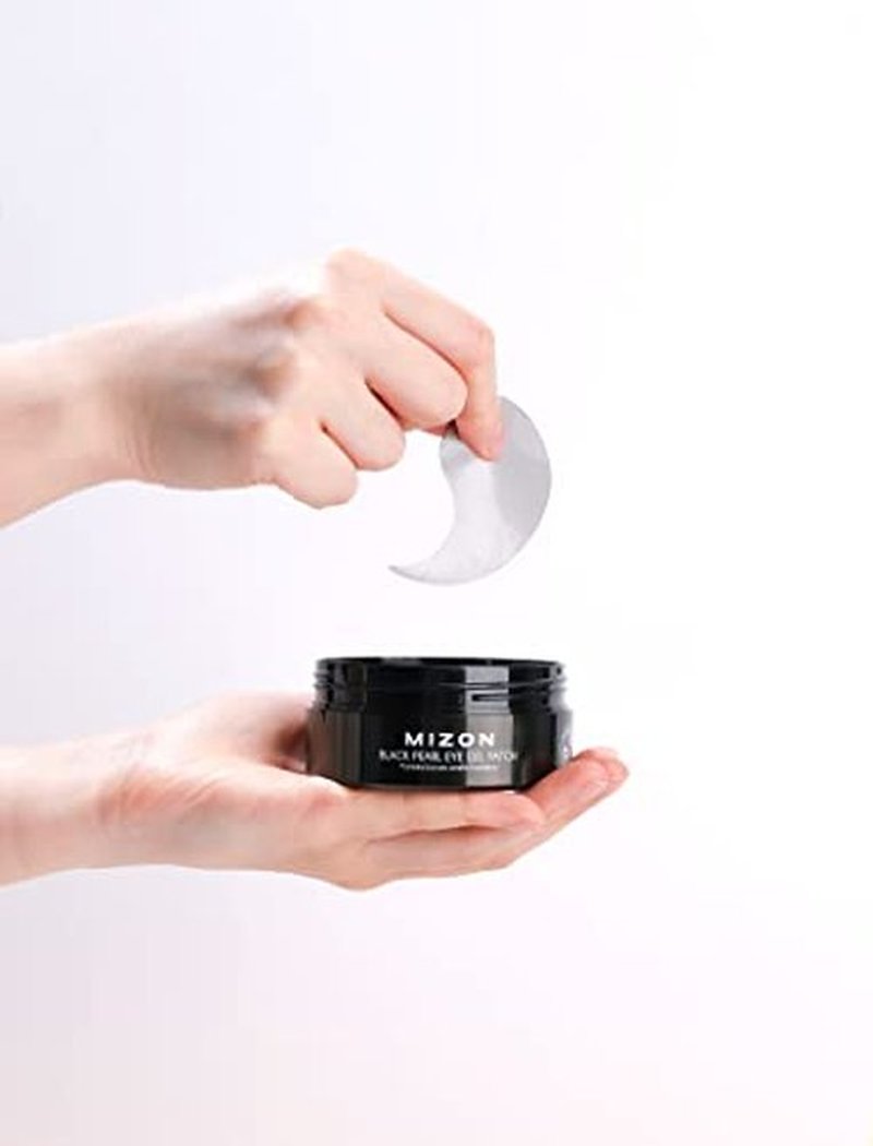MIZON Pearl Eye Gel Patch Masks, Eye Treatment Mask Reduces Wrinkles and Puffiness, Dark Circles treatment, Hydrogel Eye Patches (Black Pearl)