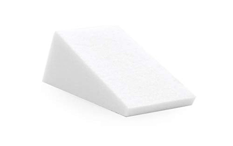 Artist's Choice Makeup Sponge Mini Applicator Wedges, Triangle Cosmetic Sponges For Foundation, Blush, Eye Shadow, Crisp Edges for Control, Blending and Smoothing, Disposable, Latex Free, 500 Pack