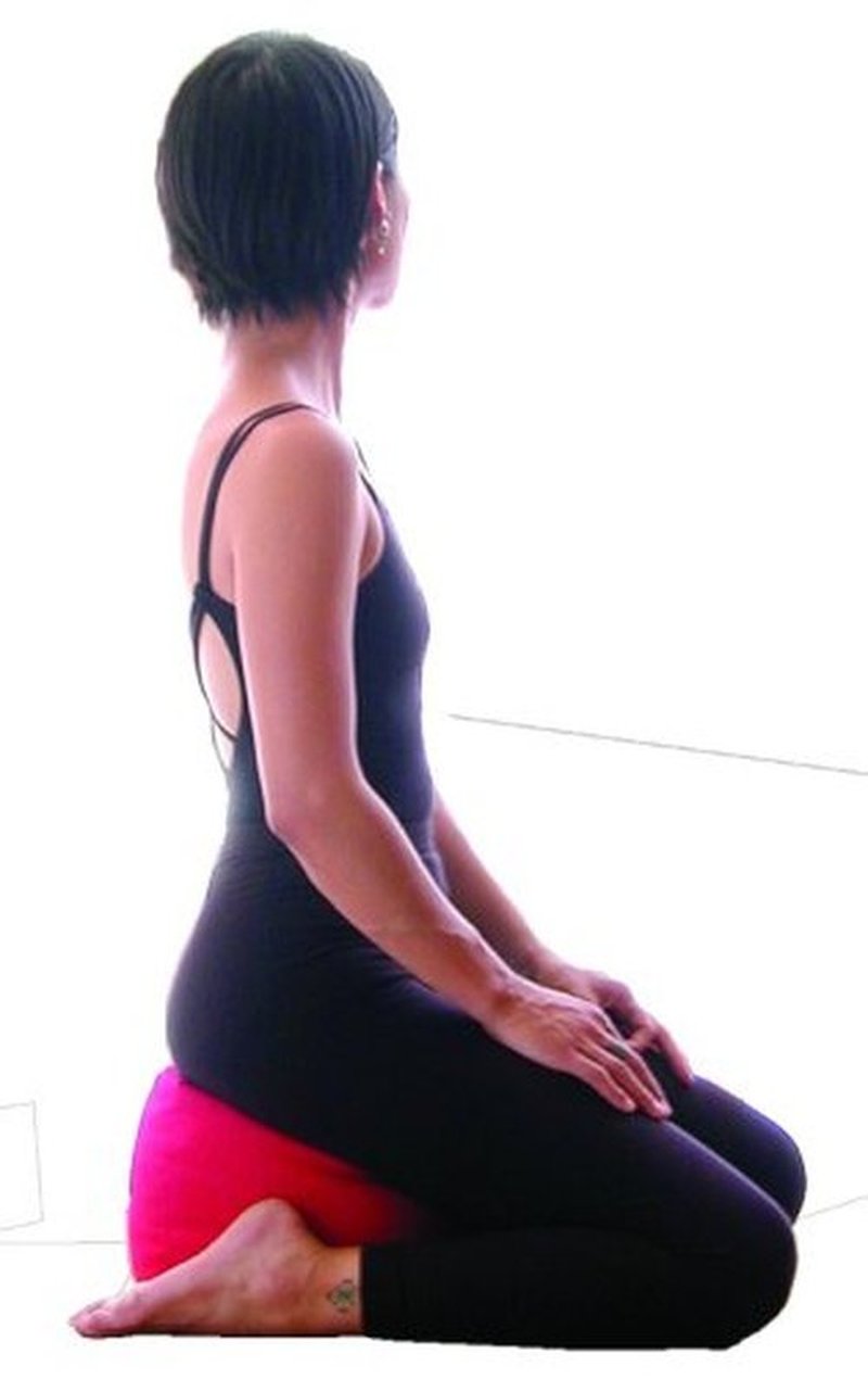 Sangha Meditation Cushion for Yoga Meditation Sitting Kneeling