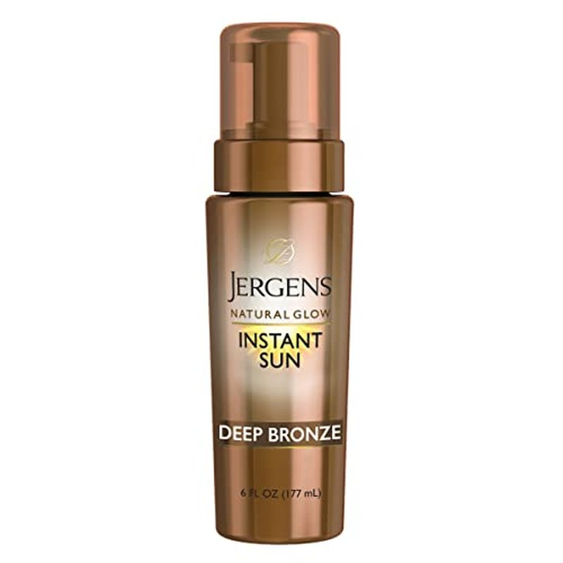Jergens Natural Glow 3-Day Self Tanner for Medium to Deep Skin Tone, Sunless Tanning Daily Moisturizer, for Streak-free and Natural-Looking Color, 10 oz