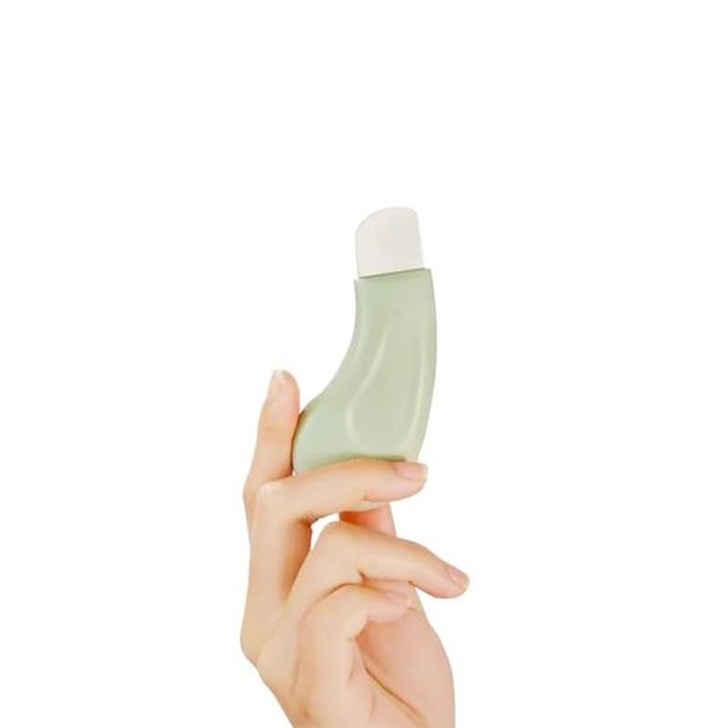 Cute Small Deep Clean Master/Blackhead Remover Tool/Safe & Made from Silicon/Can be Used with Mud Cream & Cleansing Oil (Professional Blackhead Remover)