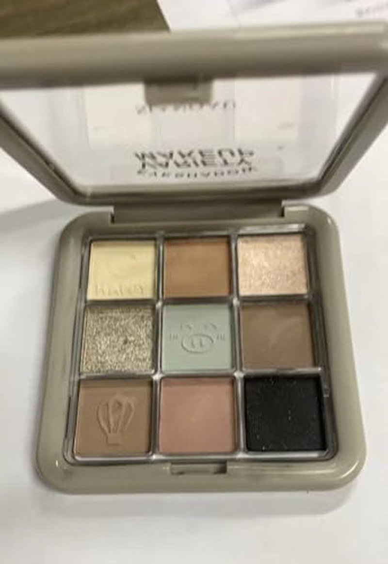 JUAAZIN Nude Eyeshadow Palette Natural Matte Shimmer Glitter 9 Colors, Light Bronw Nude Brown Neutral Warm Eyeshadow Palette, Velvety Matte Finish Long Lasting Waterproof Professional Makeup 01#