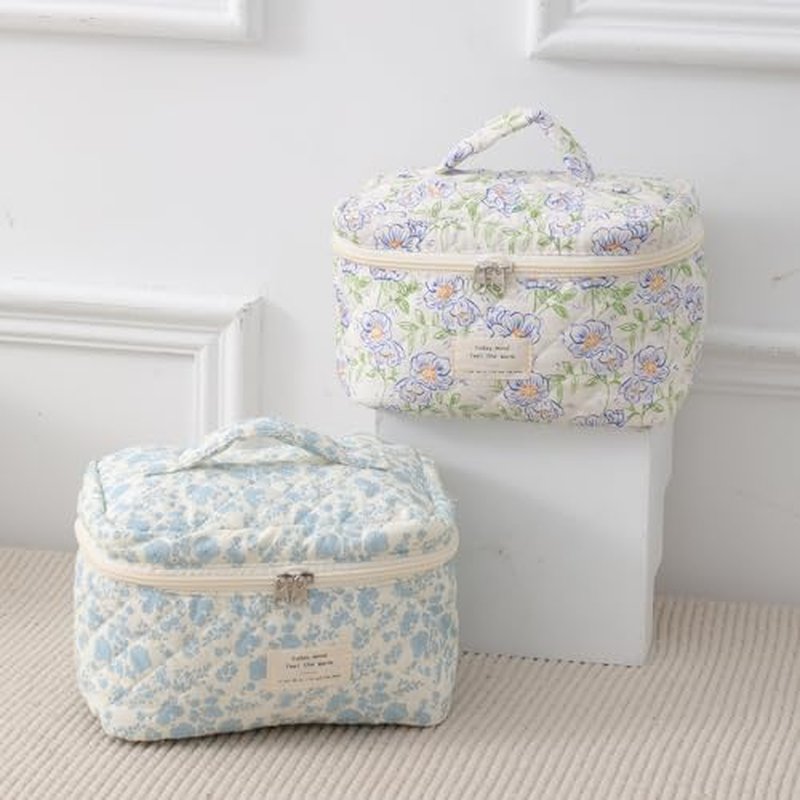 uekeboag Large Travel Quilted Makeup Bag for Women, Floral Cotton Cosmetic Bag, Coquette Aesthetic Floral Toiletry Organizer Bag(12Striated Cherry