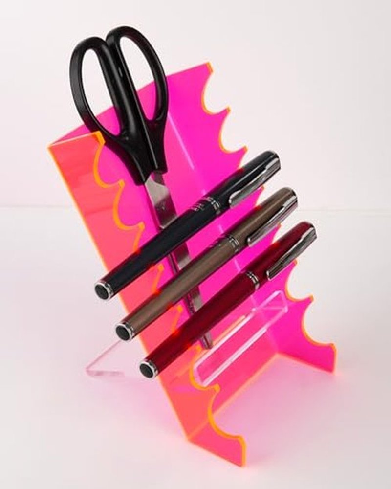 Blingtrail Acrylic Makeup Brush Holder for Vanity, Unique Office Desk Accessories For Women Aesthetic, Pen Display Stand Holder, Makeup Brush Drying Rack, Make Up/Hair/Paint Brush Holder, Pink