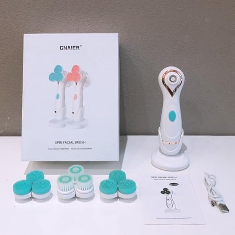 Facial Cleansing Brush, 3 in 1 Face Scrubber Rechargable Waterproof Electric Spin Cleanser with 3 Brush Heads, Electric Face Wash Brush for Exfoliating, Deep Cleansing and Massaging (Blue)